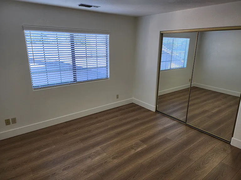 121 Kellog Ave — Photo 20