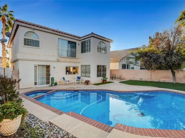 2430 Antler Point Dr, Henderson, NV 89074