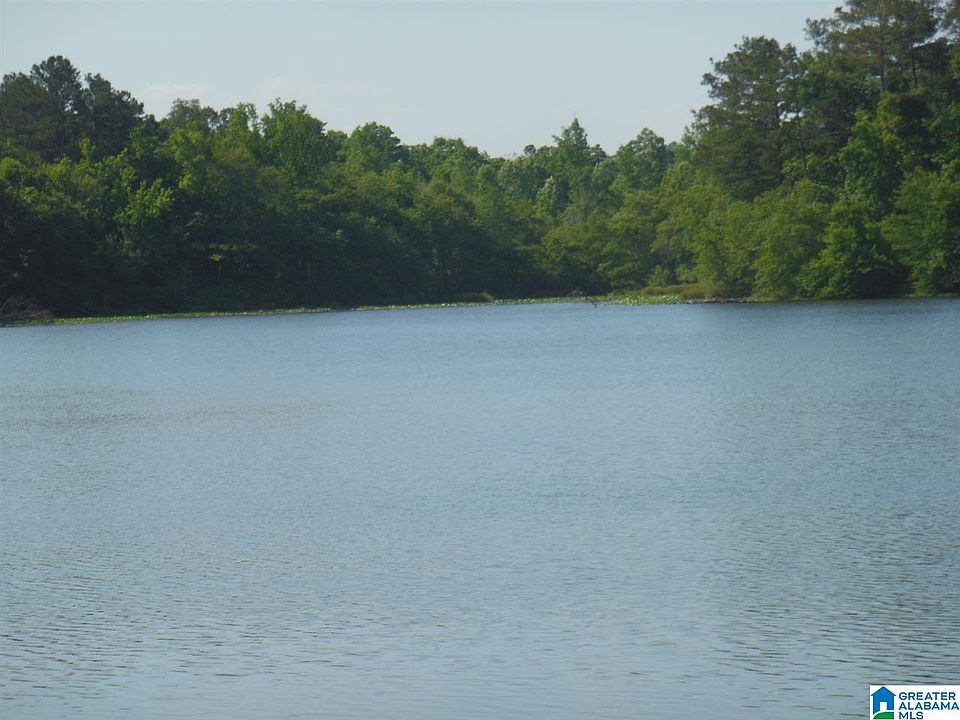 2nd image of 1 Lakeview Dr