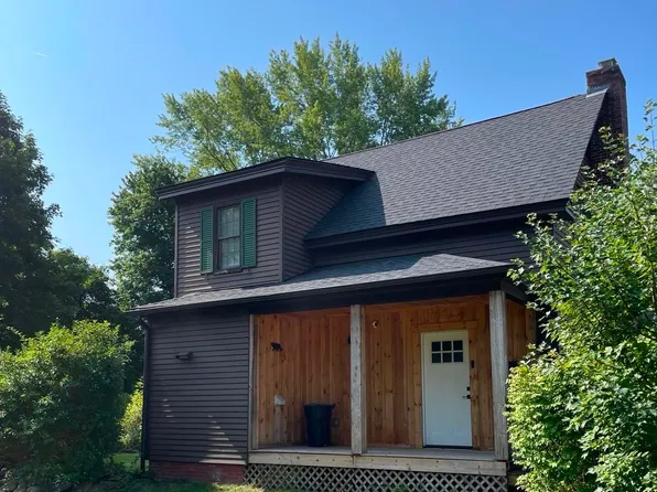 24 Hanson Street, Somersworth, NH 03878