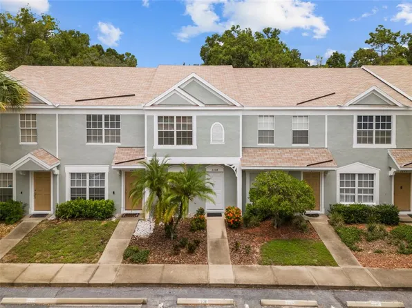 2208 Lake Woodberry Cir, Brandon, FL 33510