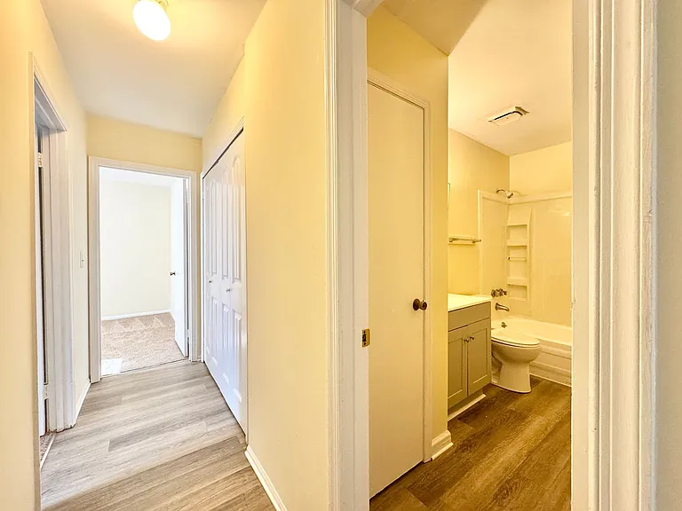609 Tipperary Dr — Photo 10