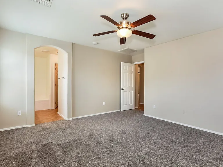 3129 W Dancer Ln — Photo 10