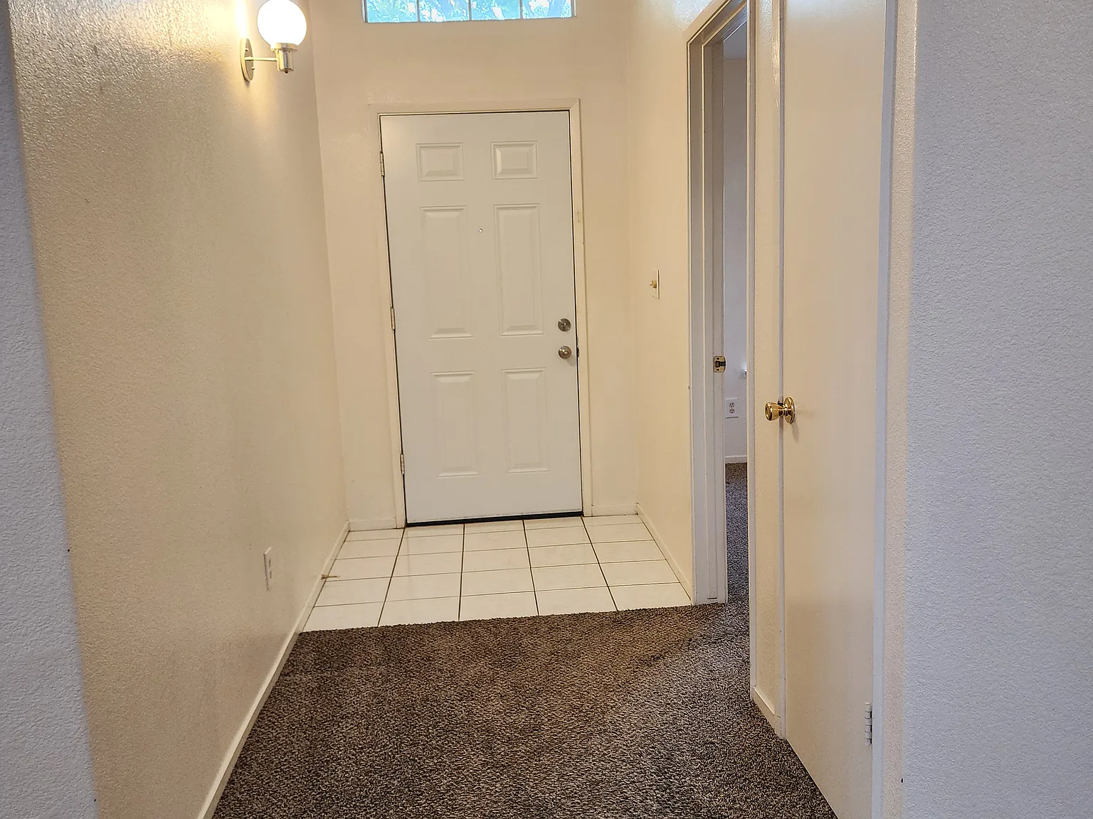 3195 Whittier Ave — Photo 3