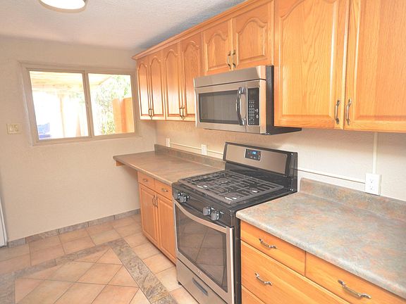 4th image of 4803 Mescalero Rd NE