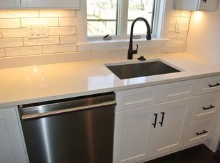 25 Pearl St #U-2, Newton, MA 02458