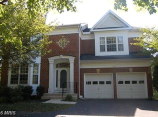 3509 Chambray Way, Falls Church, VA 22042