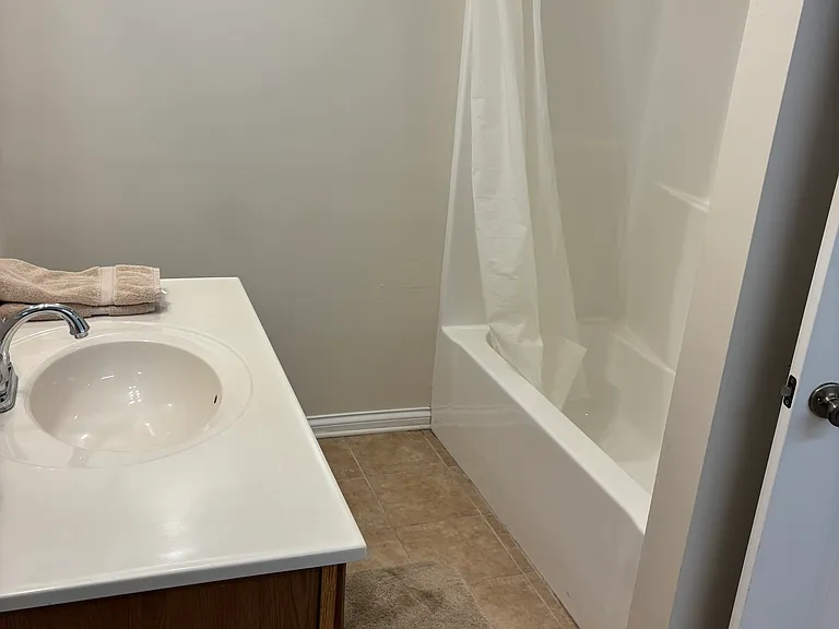 11157 Thornton Dr — Photo 28