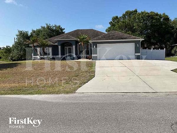 1st image of 2495 Redstone Ave