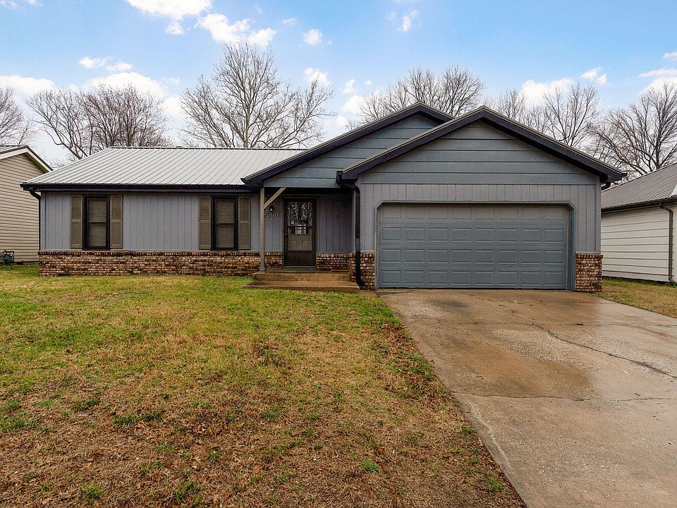 1st image of 2550 S Fort Avenue