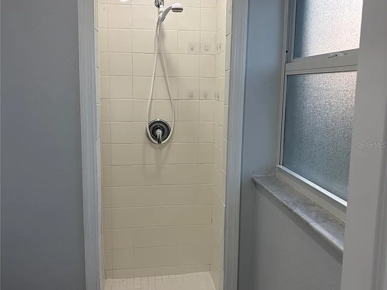 500 Montana Ave — Photo 7