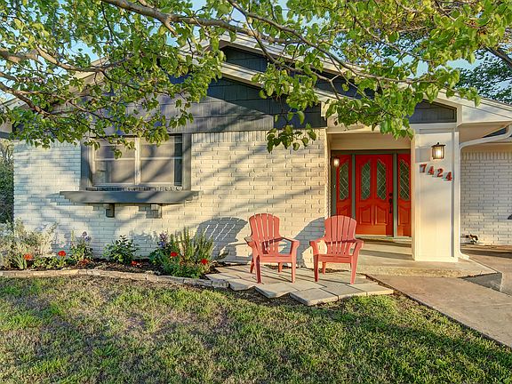 2nd image of 7424 Brentwood Cir