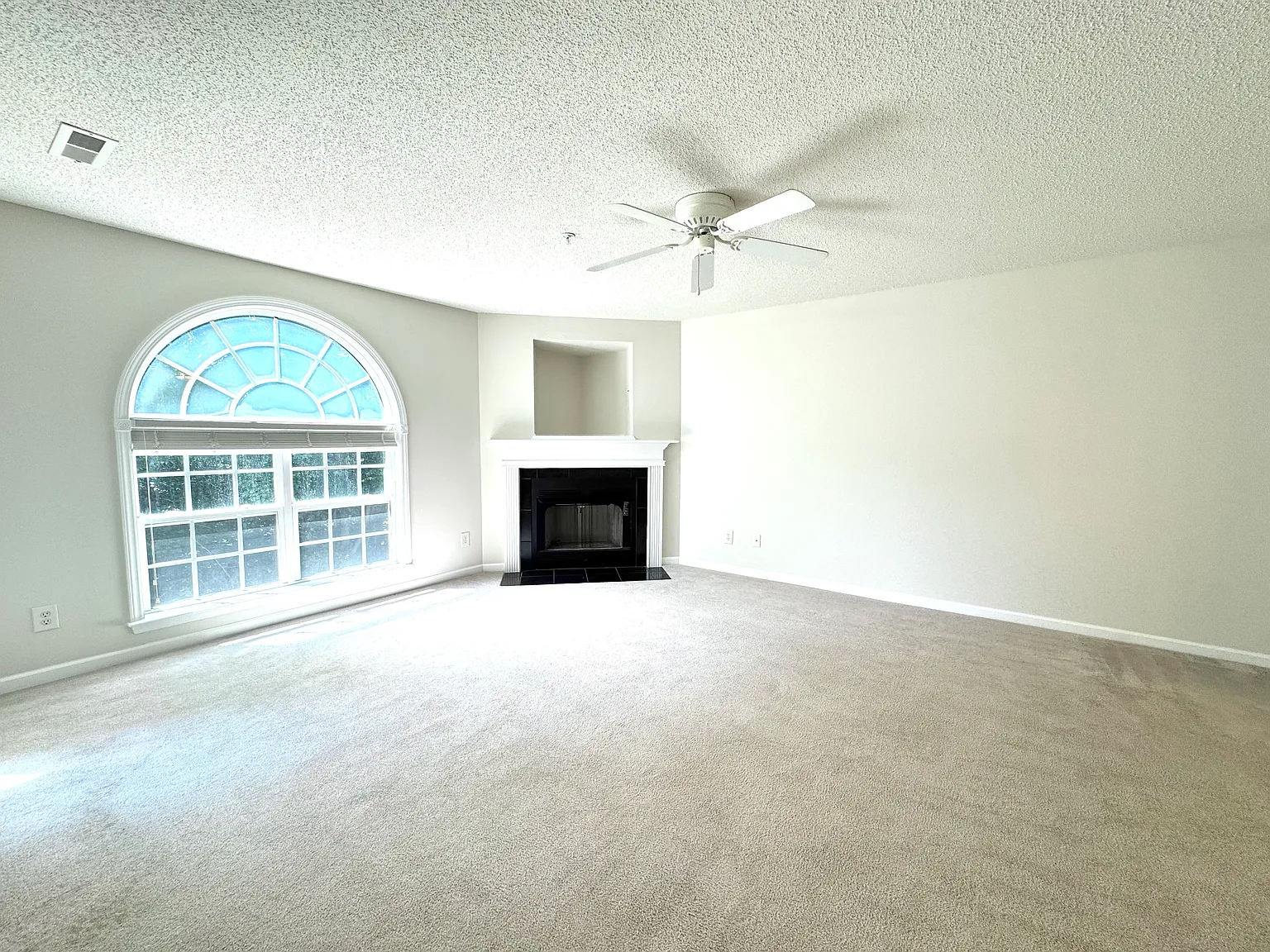 1023 Timberline Ridge Ct — Photo 2