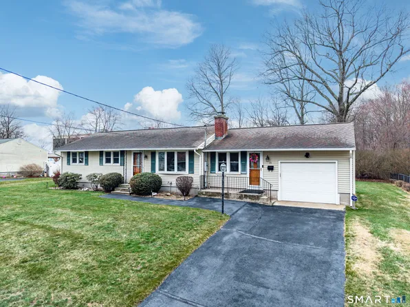 21 Riviera Drive, Enfield, CT 06082