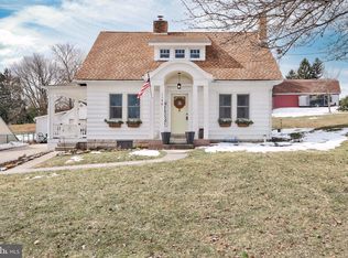 1146 Roth Church Rd, Spring Grove, PA 17362