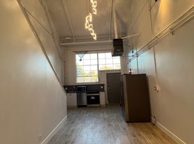 956 62nd St, Emeryville, CA