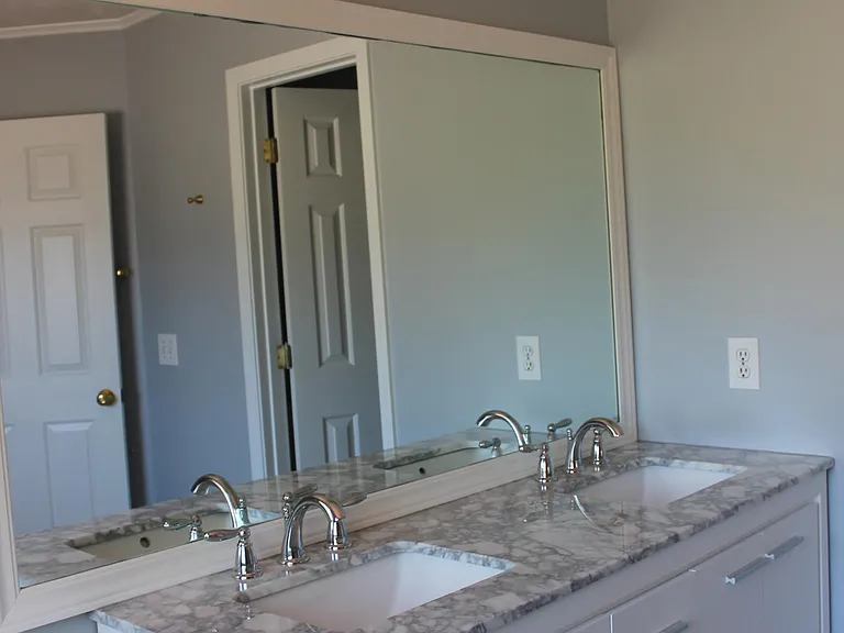 Double-vanity, master bathroom