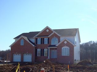 9 Corey Dr, Monroe Twp, NJ 08831