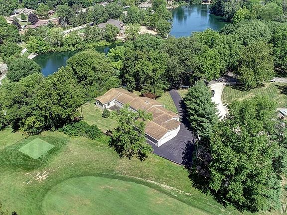 5th image of 2651 Shoreline Dr