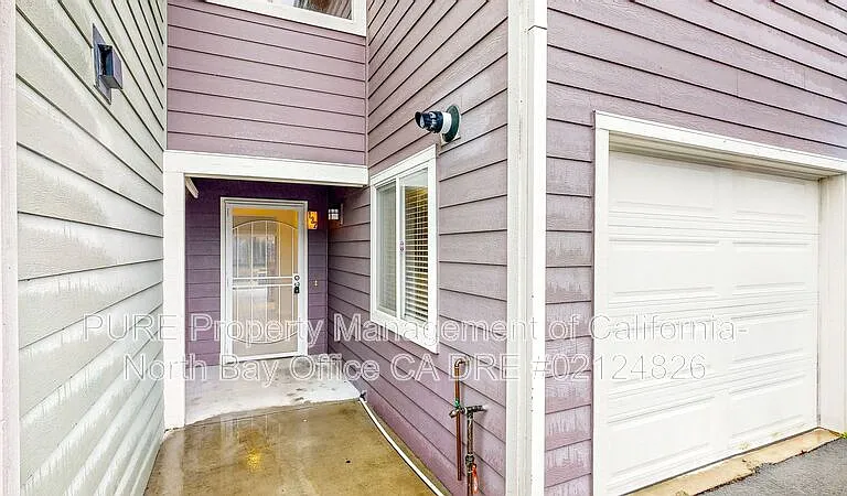 132 Treadway Ct — Photo 3