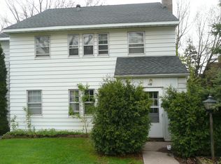 908 E 4th St #1, Duluth, MN 55805