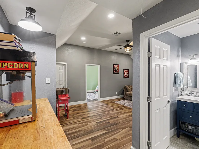 767 Farrar Rd — Photo 2