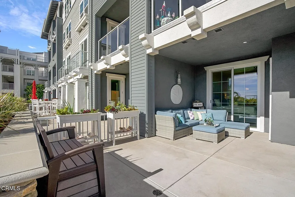 Tradewinds Dr, Oxnard — Photo 2