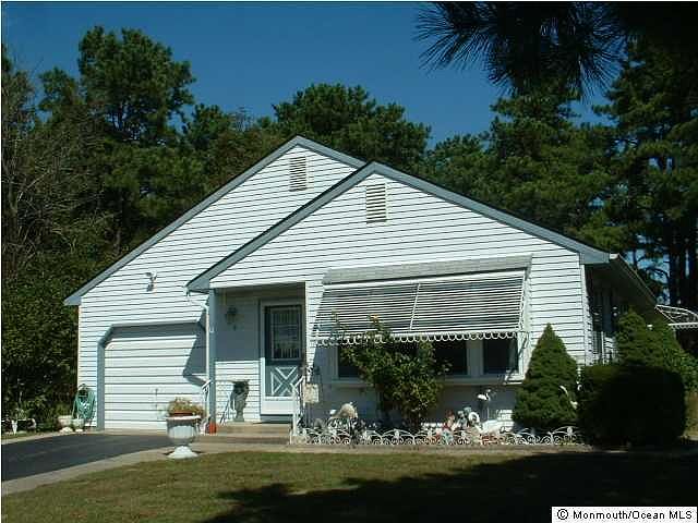 2nd image of 5 Pine Brook Lane