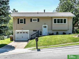 3313 Spruce St, Bellevue, NE 68147