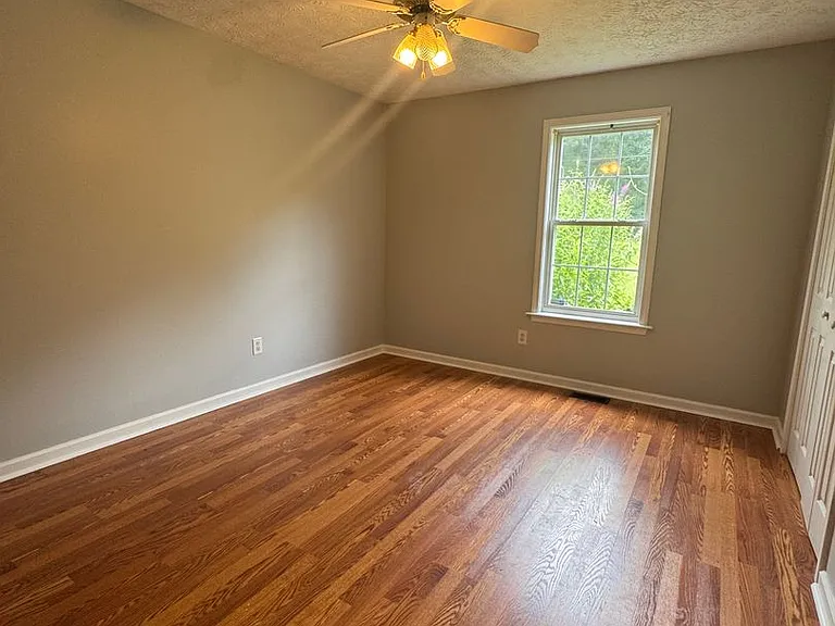 292 New Hope Rd — Photo 14