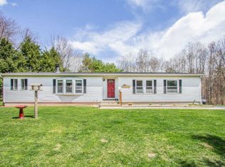 11441 Edgerton Ave NE, Rockford, MI 49341