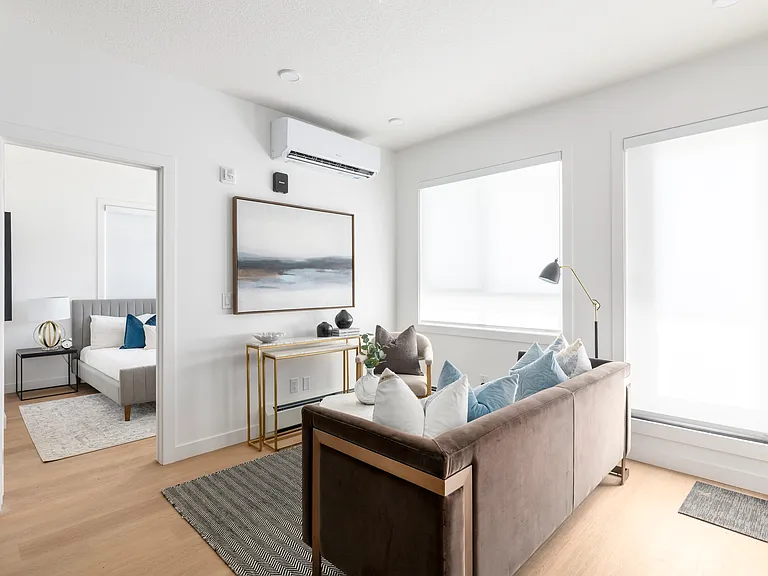 110 Lucas Cres NW — Photo 13