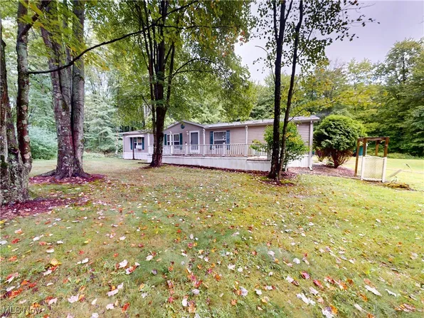 6855 Woodard Rd, Andover, OH 44003