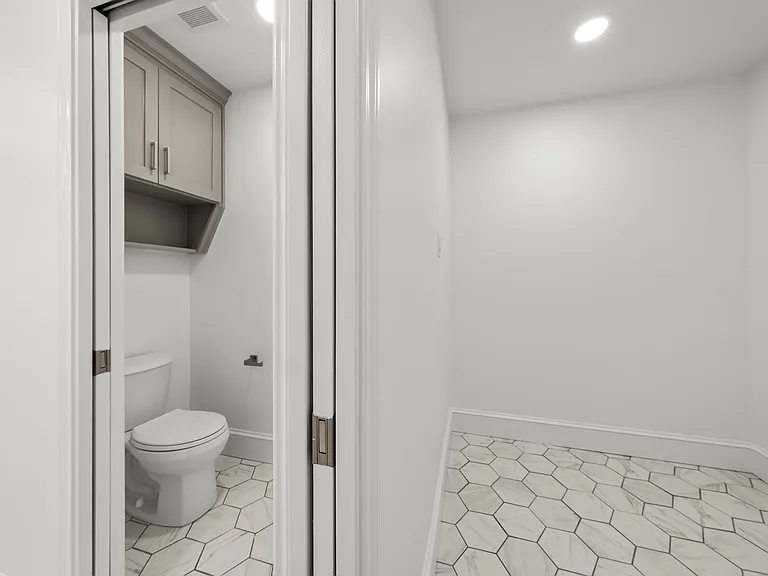 52055 Lockwood Dr — Photo 28