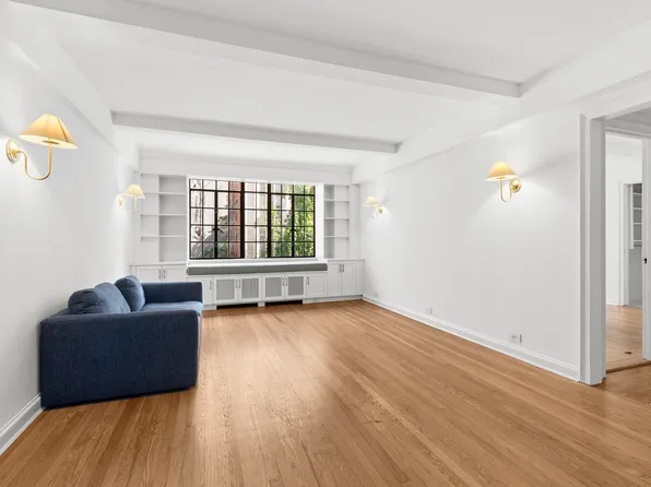 324 East 41st Street image 1 of 10