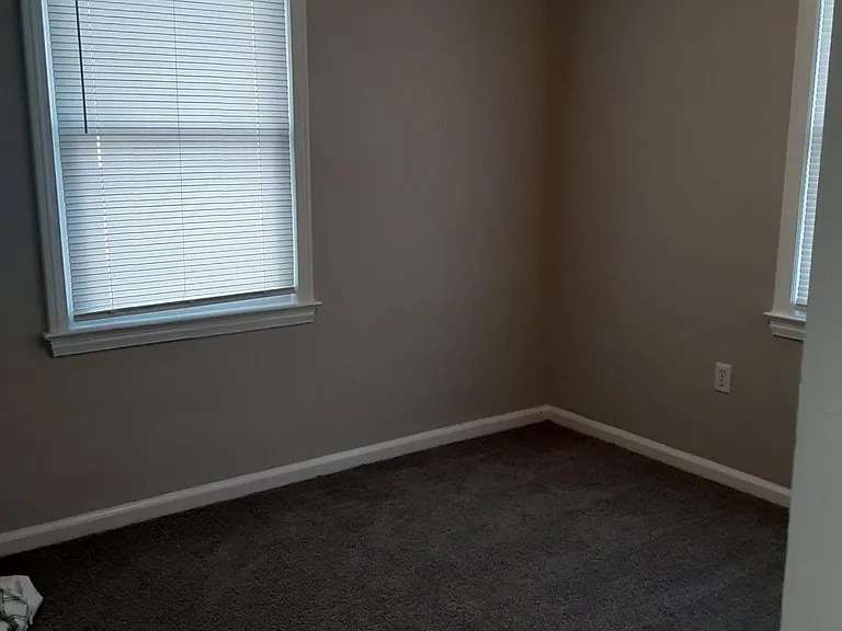31550 Grove St — Photo 11