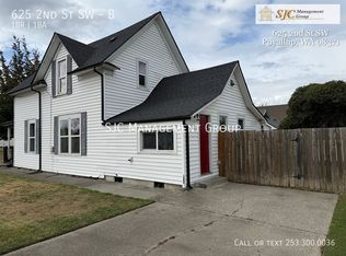 625 2nd St SW Unit B, Puyallup, WA 98371