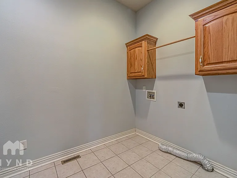 3253 Kickapoo Ave — Photo 20