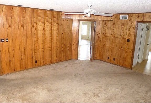 5th image of 1720 Palm Valley Dr W