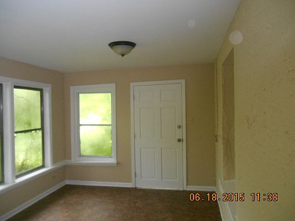 5th image of 200 E Red Oak Ave