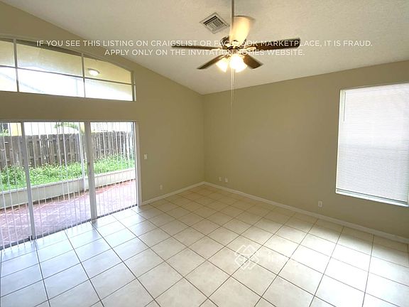 2nd image of 9549 Lago Dr