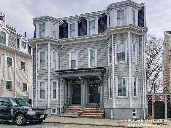 4th image of 130 Orne St #P