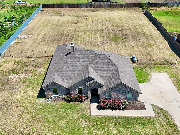 4th image of 3408 Chinaberry Ln