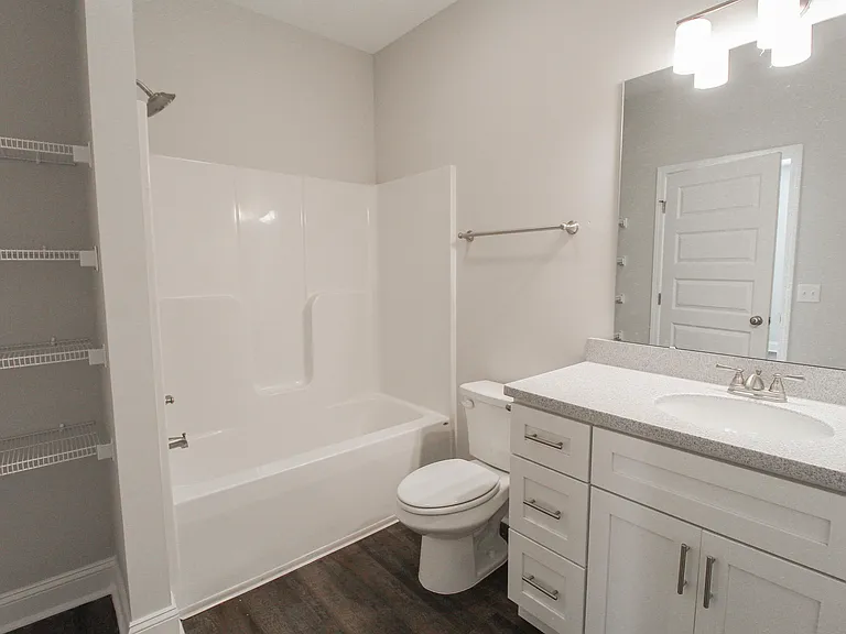 130 Briarwood Rd #116 — Photo 14