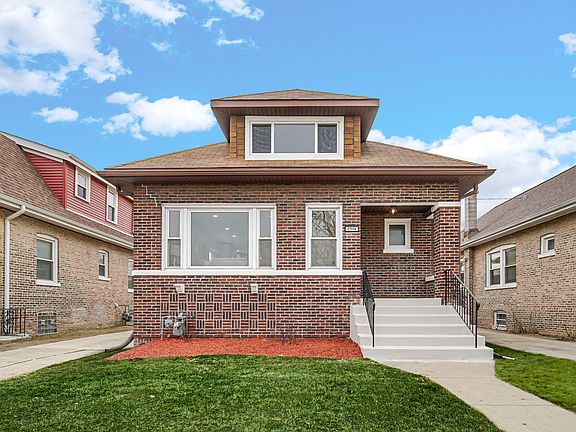 2nd image of 2114 S 10th Ave