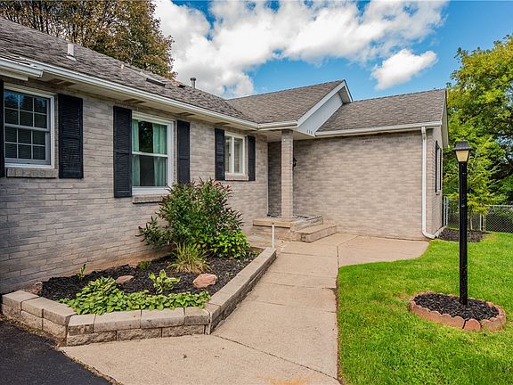 5th image of 175 Briar Wood Ln