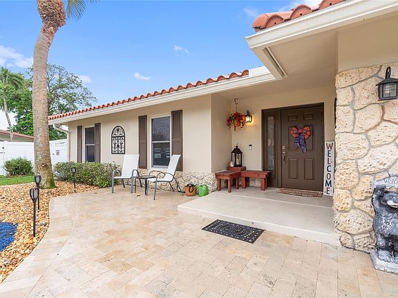 3rd image of 4480 NW 105th Terrace