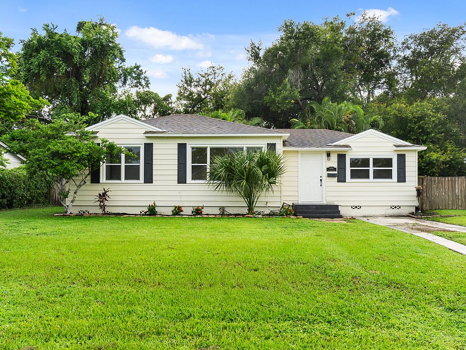 1st image of 1608 Knollwood Cir