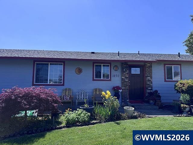 1st image of 1270 Pine Ct