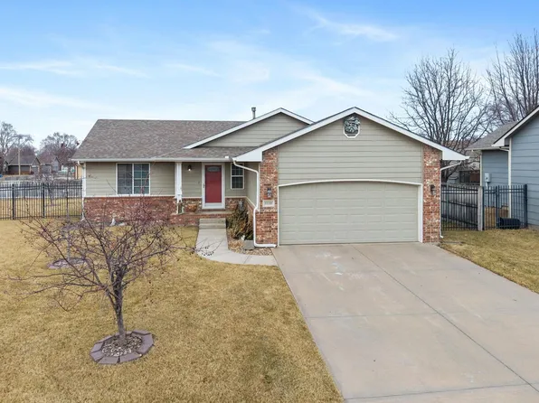 11110 W Greenspoint St, Wichita, KS 67205